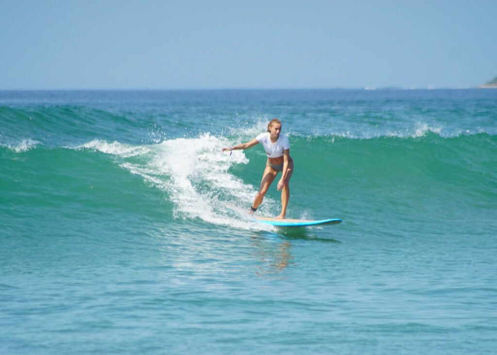 Playa La Lancha: Surf, Nature & Daily Life 1